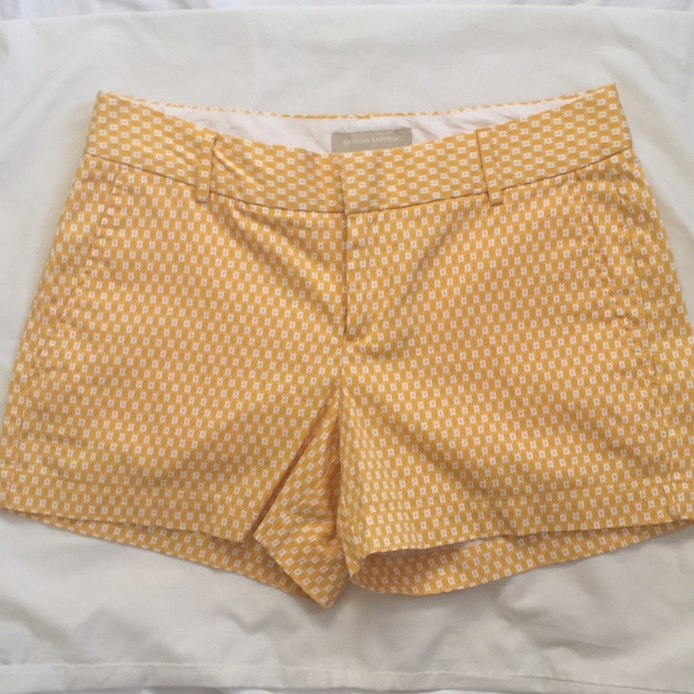 Banana Republic Martin Fit Shorts